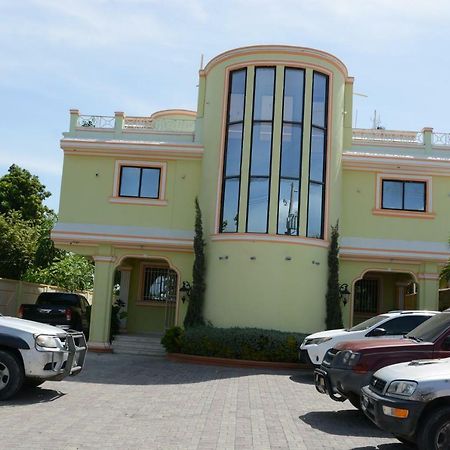 Hotel Tabarre 'S Palace Port-au-Prince Exterior photo